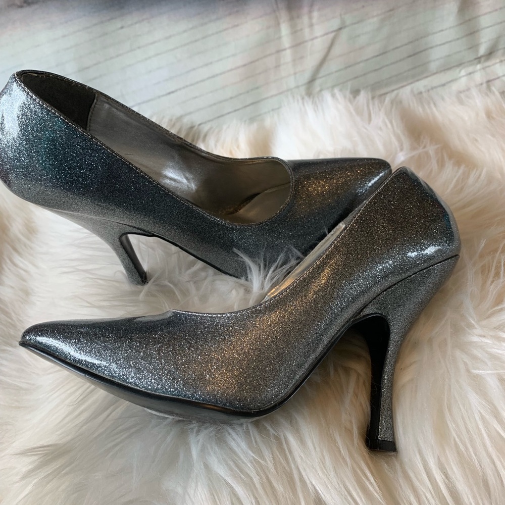 Pin Up Couture Silver Glitter Pumps 80s Style